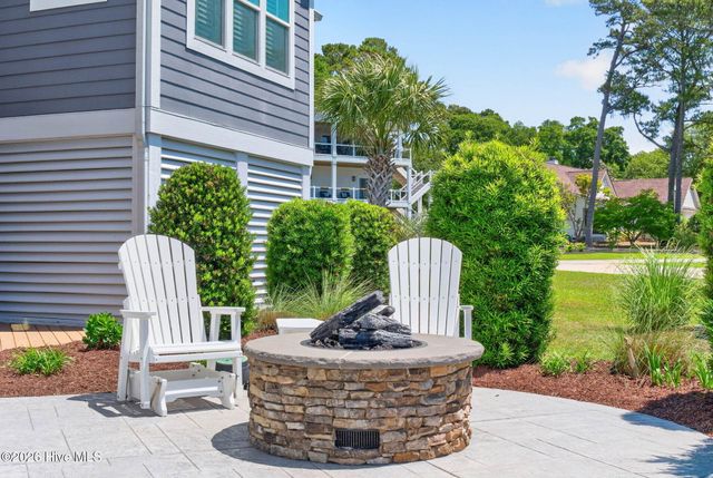 512 Twisted Oak Lane, Sunset Beach, NC 28468