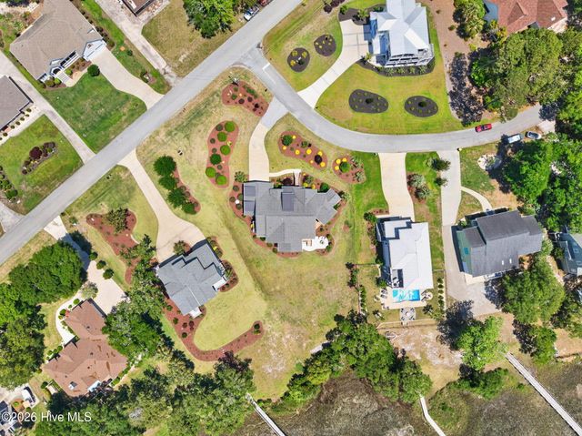 512 Twisted Oak Lane, Sunset Beach, NC 28468