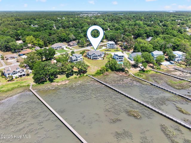 512 Twisted Oak Lane, Sunset Beach, NC 28468