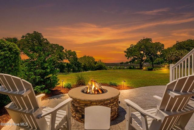 512 Twisted Oak Lane, Sunset Beach, NC 28468