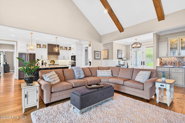 512 Twisted Oak Lane, Sunset Beach, NC 28468