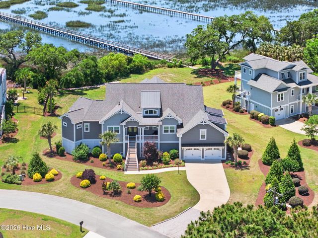 512 Twisted Oak Lane, Sunset Beach, NC 28468