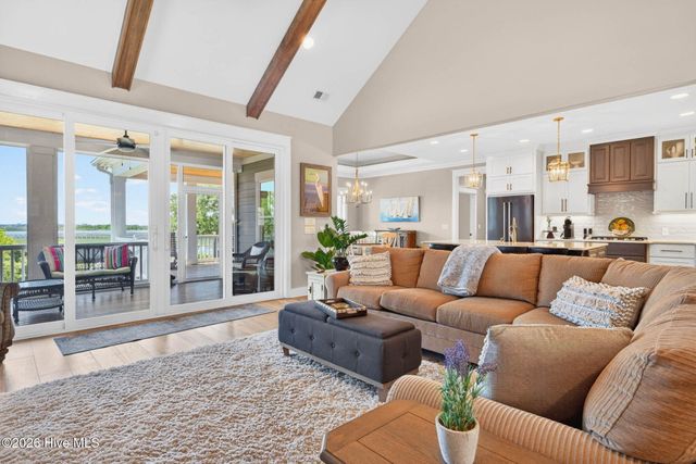 512 Twisted Oak Lane, Sunset Beach, NC 28468