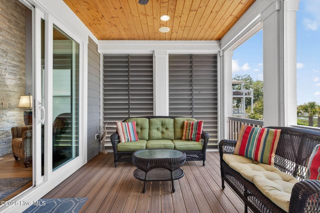 512 Twisted Oak Lane, Sunset Beach, NC 28468