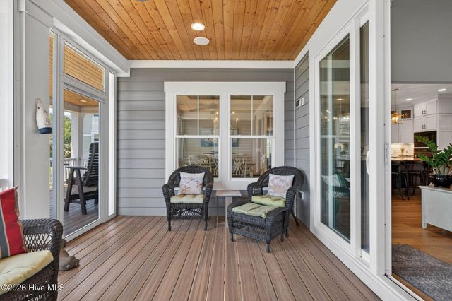 512 Twisted Oak Lane, Sunset Beach, NC 28468