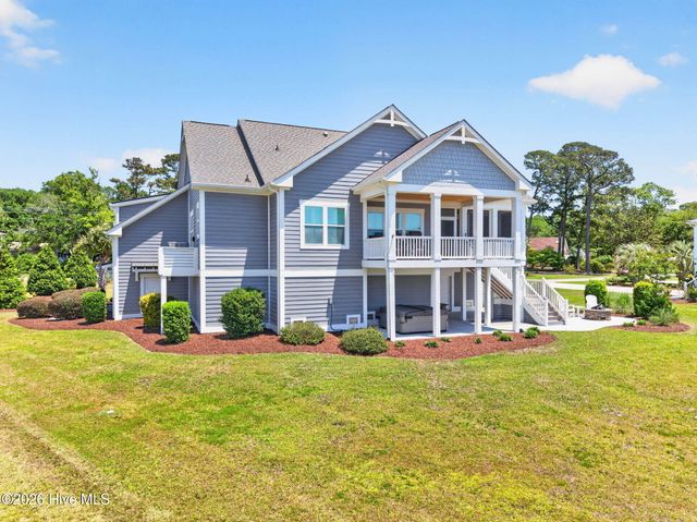 512 Twisted Oak Lane, Sunset Beach, NC 28468