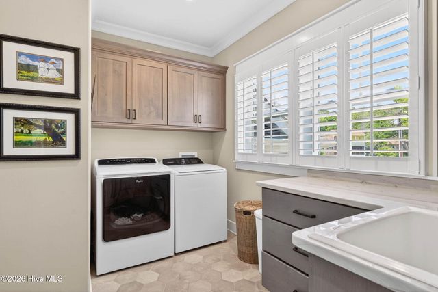 512 Twisted Oak Lane, Sunset Beach, NC 28468