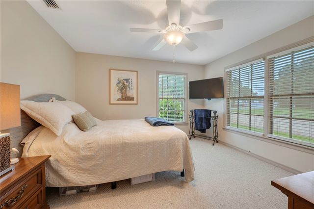 516 Avondale Avenue, Bryan, TX 77802