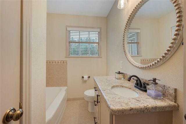 516 Avondale Avenue, Bryan, TX 77802