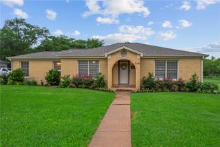 516 Avondale Avenue, Bryan, TX 77802
