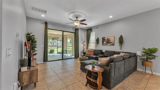 1826 ALTAVISTA CIRCLE, Lakeland, FL 33810