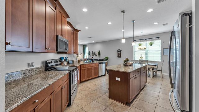 1826 ALTAVISTA CIRCLE, Lakeland, FL 33810