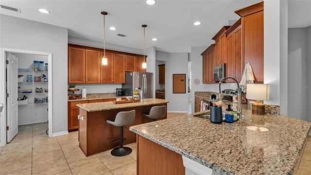 1826 ALTAVISTA CIRCLE, Lakeland, FL 33810