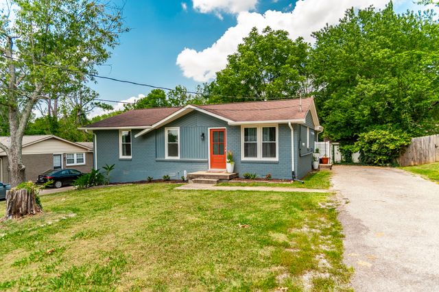 112 Crestmont Dr, Hendersonville, TN 37075