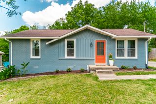 112 Crestmont Dr, Hendersonville, TN 37075