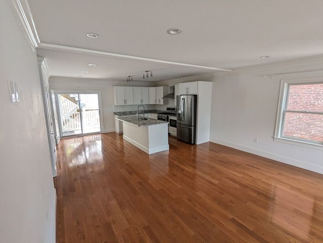 73 Broadway 1, Chelsea, MA 02150