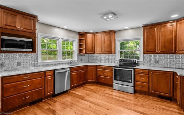2321 Danbury Road, Greensboro, NC 27408