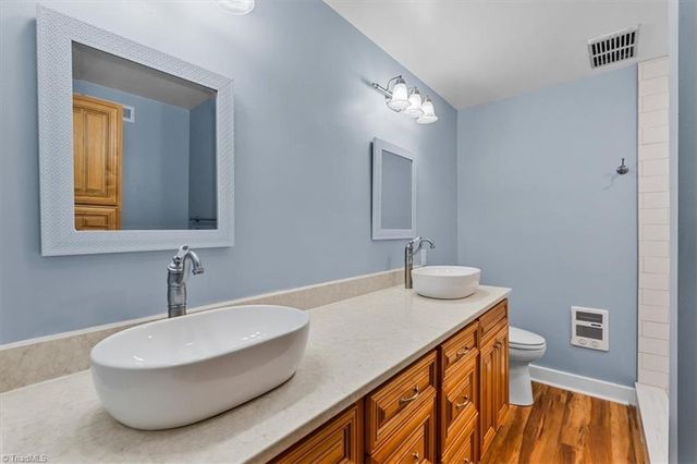 2321 Danbury Road, Greensboro, NC 27408
