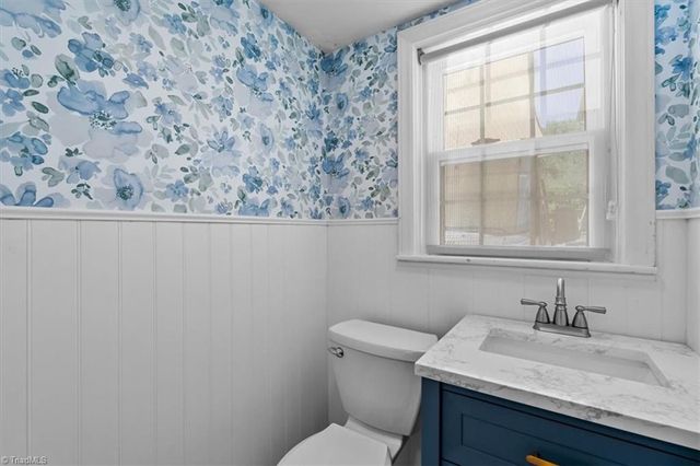 2321 Danbury Road, Greensboro, NC 27408