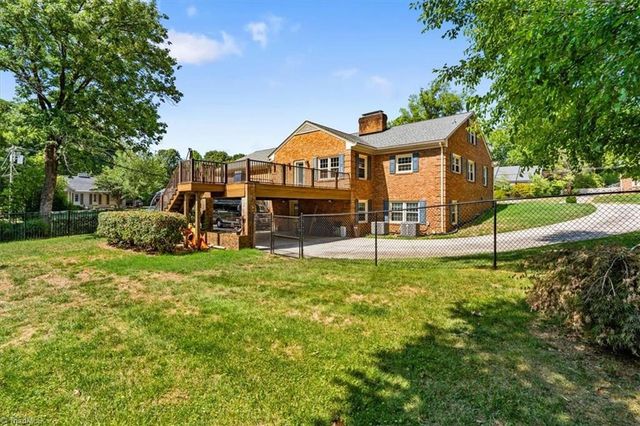 2321 Danbury Road, Greensboro, NC 27408
