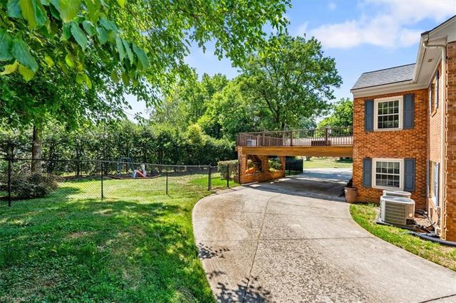 2321 Danbury Road, Greensboro, NC 27408