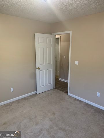 77 Clark Street, Newnan, GA 30263