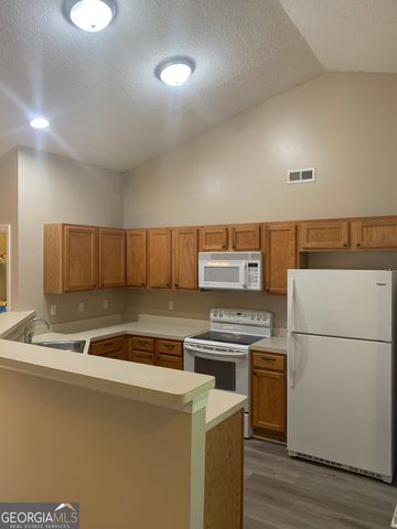 77 Clark Street, Newnan, GA 30263