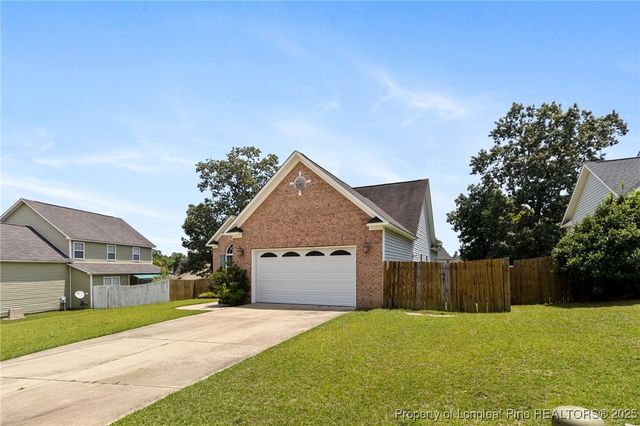 1605 Stanford Court, Fayetteville, NC 28314