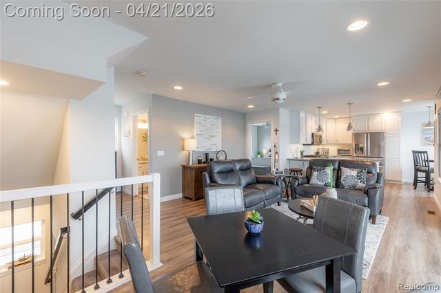 376 Bellevue Avenue, Lake Orion, MI 48362
