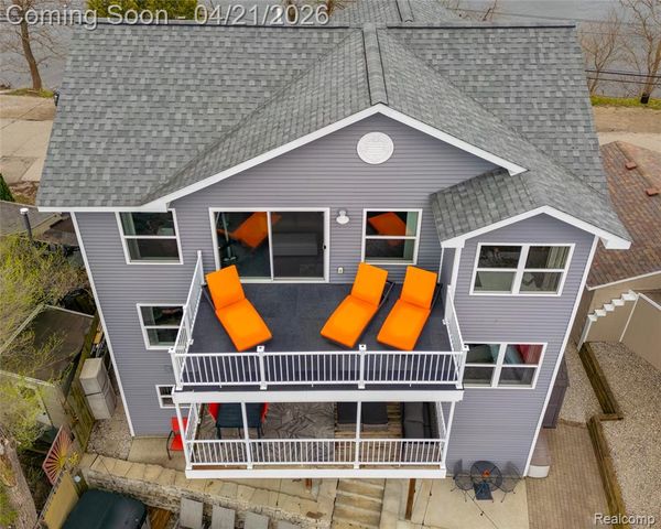 376 Bellevue Avenue, Lake Orion, MI 48362