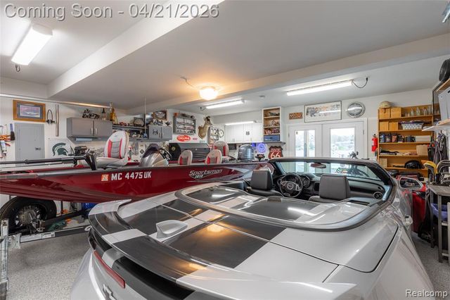 376 Bellevue Avenue, Lake Orion, MI 48362