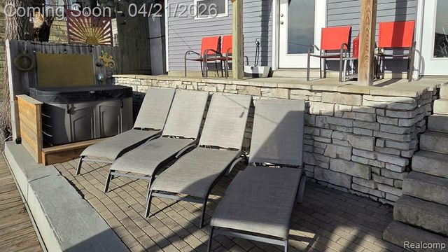 376 Bellevue Avenue, Lake Orion, MI 48362