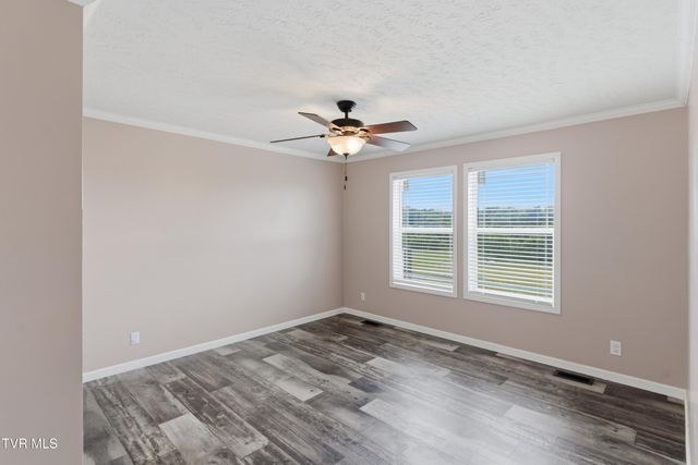 530 Horseshoe Bend Road, Jonesborough, TN 37659