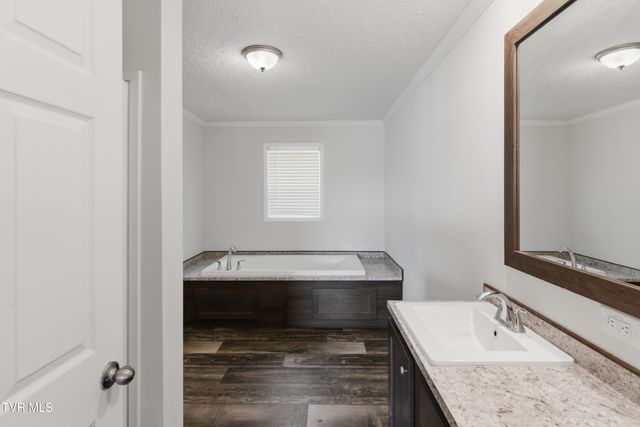 530 Horseshoe Bend Road, Jonesborough, TN 37659