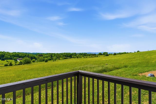 530 Horseshoe Bend Road, Jonesborough, TN 37659