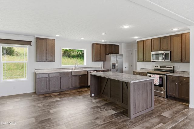 530 Horseshoe Bend Road, Jonesborough, TN 37659