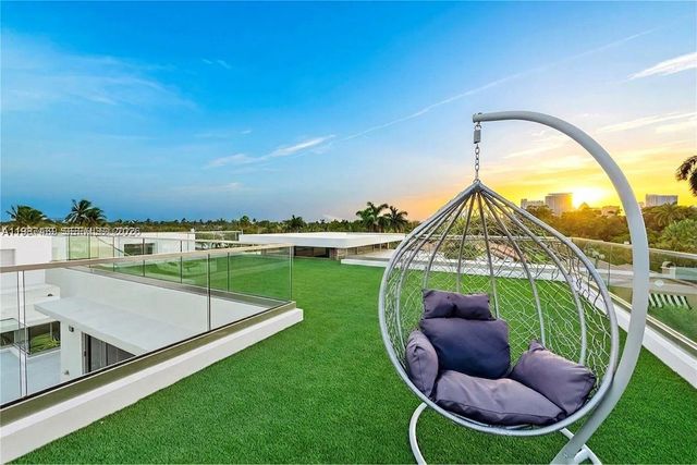 440 Mola Ave, Fort Lauderdale, FL 33301