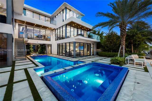 440 Mola Ave, Fort Lauderdale, FL 33301