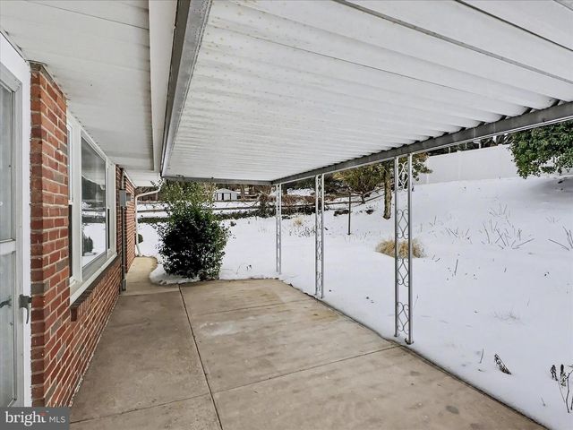 758 CLEARMOUNT RD, York, PA 17403