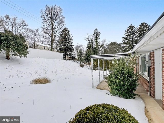 758 CLEARMOUNT RD, York, PA 17403