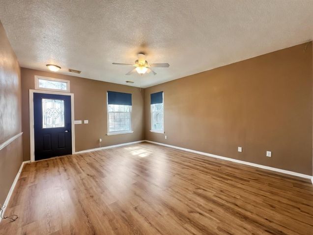 2919 Amber Cliff Drive, Katy, TX 77449