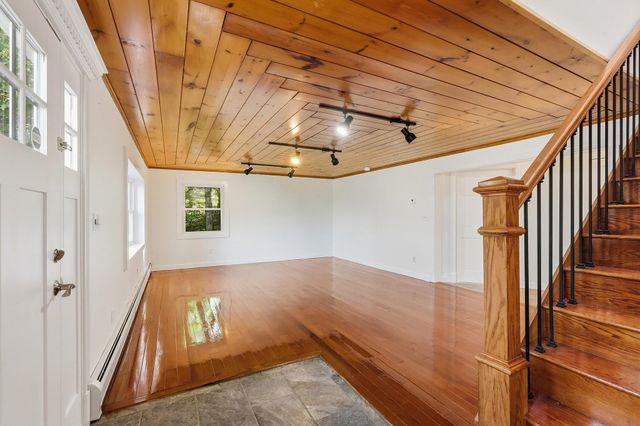 532 Frank C Gilman Highway, Alton, NH 03809