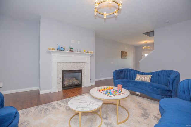 3512 Udhe Court, Newburgh, IN 47630