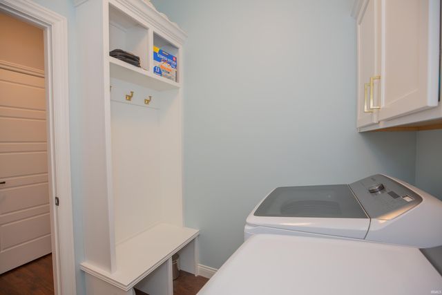 3512 Udhe Court, Newburgh, IN 47630