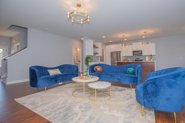 3512 Udhe Court, Newburgh, IN 47630