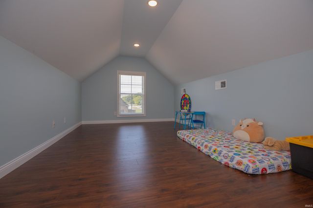 3512 Udhe Court, Newburgh, IN 47630