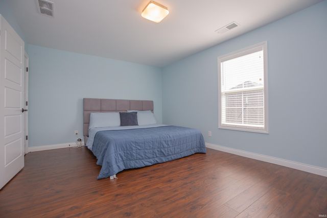 3512 Udhe Court, Newburgh, IN 47630