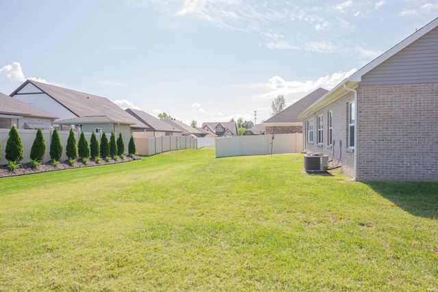 3512 Udhe Court, Newburgh, IN 47630