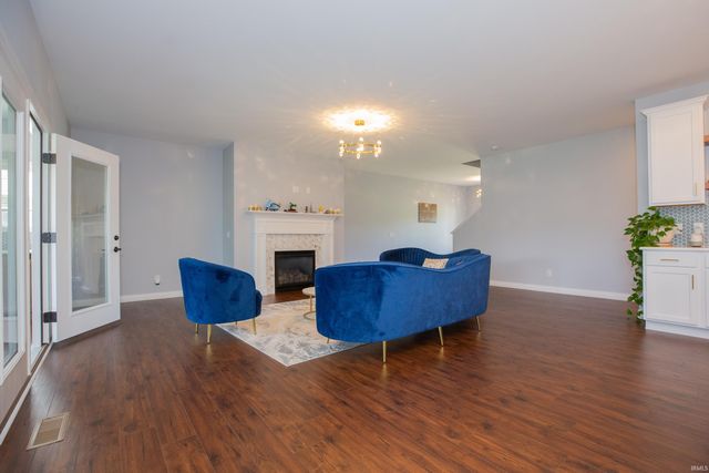 3512 Udhe Court, Newburgh, IN 47630