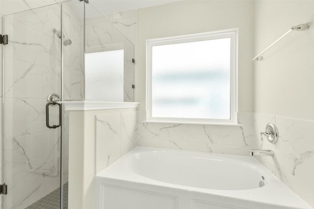 229 Trapper Creek Drive, Conroe, TX 77304